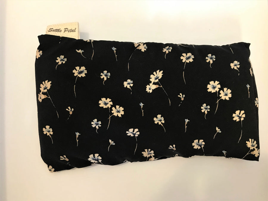 Relax me now eye pillow - Moonlight flower